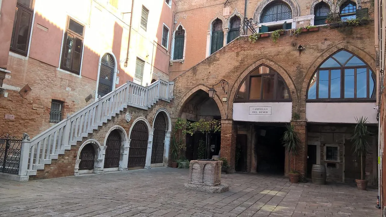 Scalon Del Doge Bed & Breakfast Venice